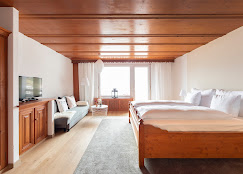 Hotelzimmer in Ilanz mit Panorama